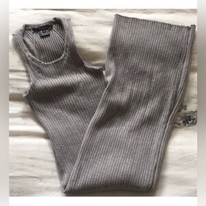 Sale — OLIVACEOUS Gray Ribbed Fitted Midi Dress XS